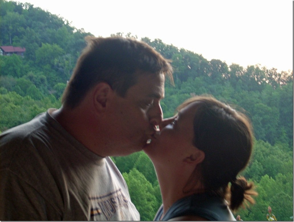 tennessee kissing