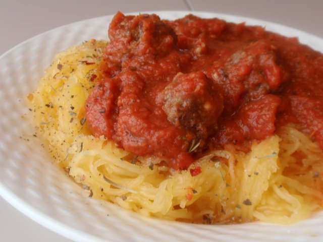 Spaghetti Squash and Spicy Meatballs