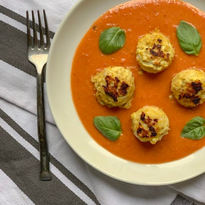 Chicken Meatballs in Spicy Curry Sauce