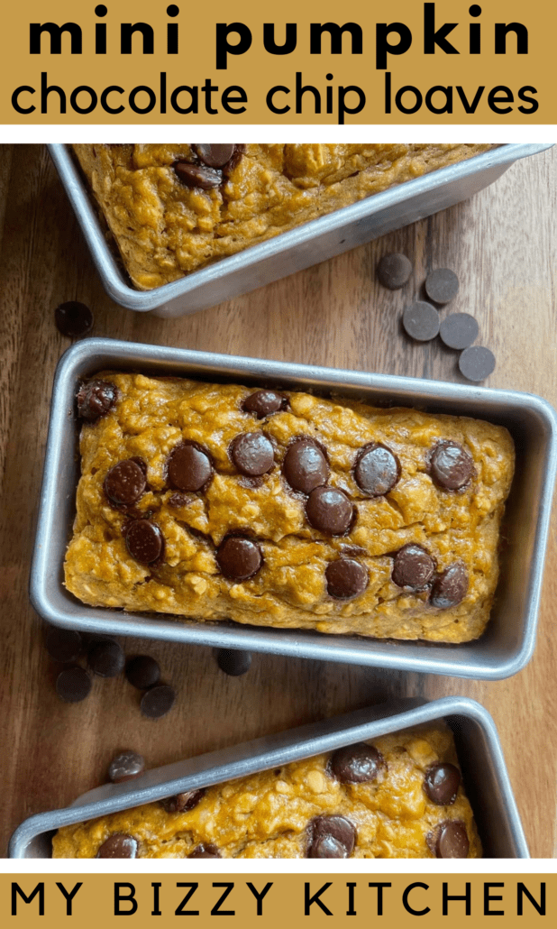 Pumpkin bread doesn't just have to be for fall! These mini loaves are a great snack or meal prep breakfast idea. Each loaf is under 200 calories and has only 5 grams of sugar. Weight Watchers Breakfast | Weight Watcher Friendly #ww #weightwatchers