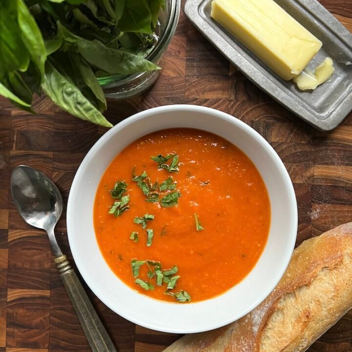 Heirloom Tomato Basil Soup | My Bizzy Kitchen