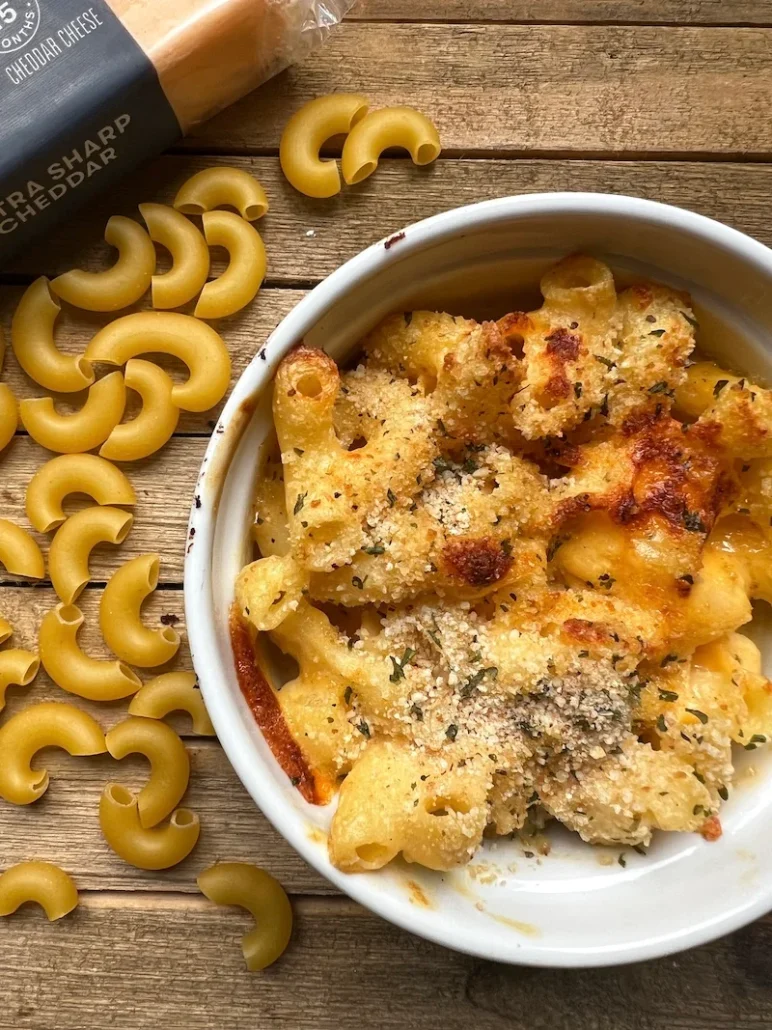 simple macaroni and cheese
