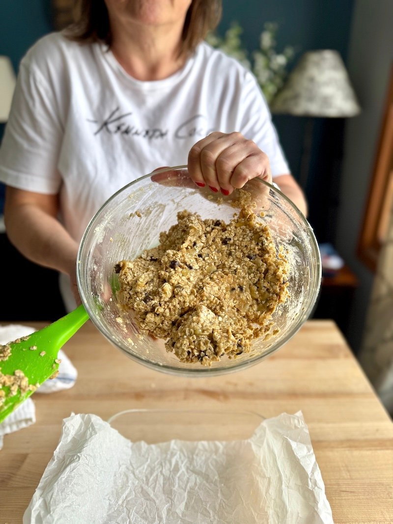 batter for peanut butter banana oat bars