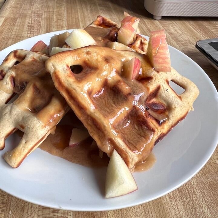 these are easy waffles with 11 grams of protein