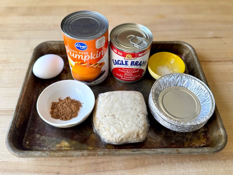 ingredients for mini pumpkin biscuit 