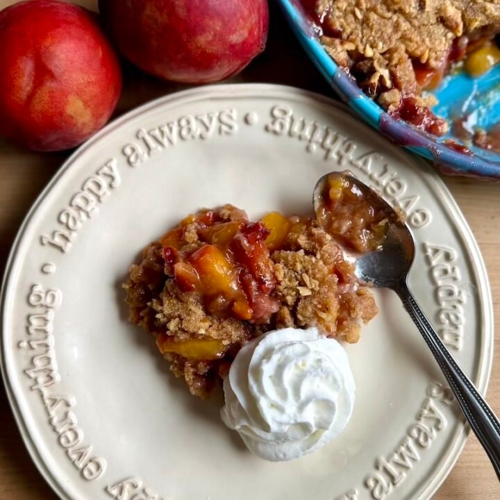 peach walnut streusel