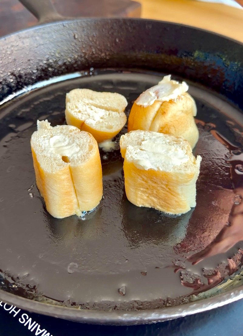 low carb buns for biscuits and gravy