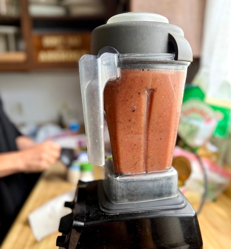 blending beans and salsa for chicken tortilla soup